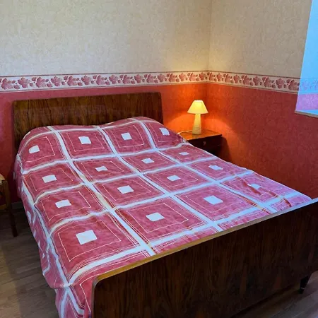 Semesterbostad Petite A La Campagne - 6 Personnes Lantriac